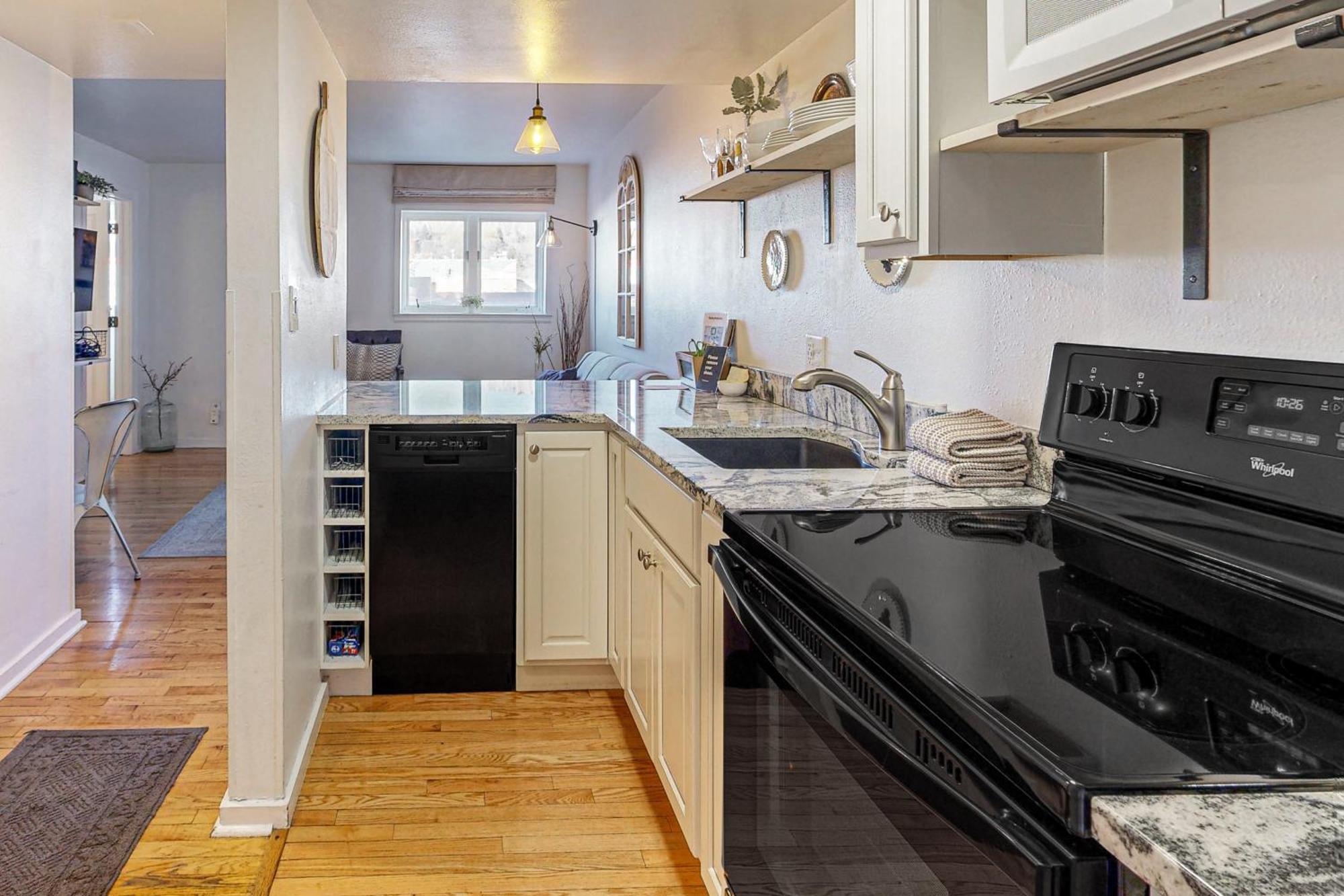 Apartamento New Historic Charmer In The Heart Of
